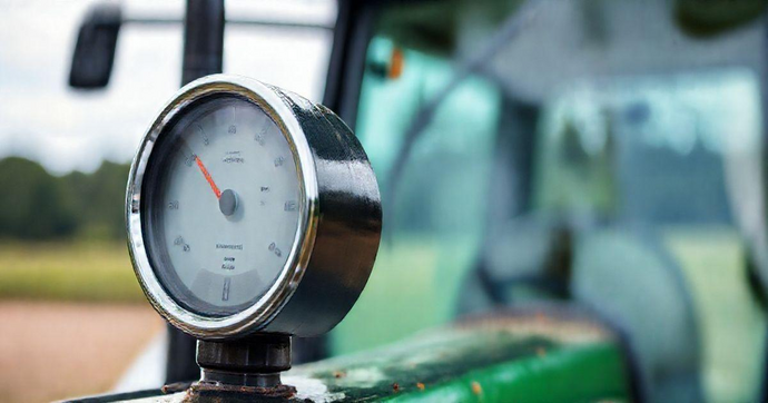 Horímetro para Trator: Como Funciona e Vantagens