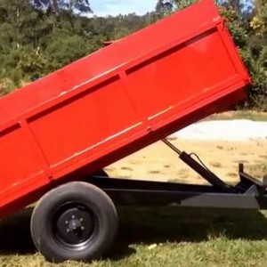 Carreta agrícola basculante hidráulica